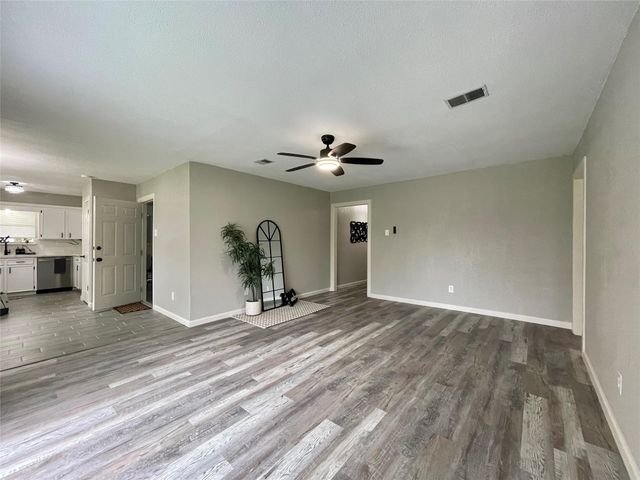 251 Schley Street, Richwood, TX 77531