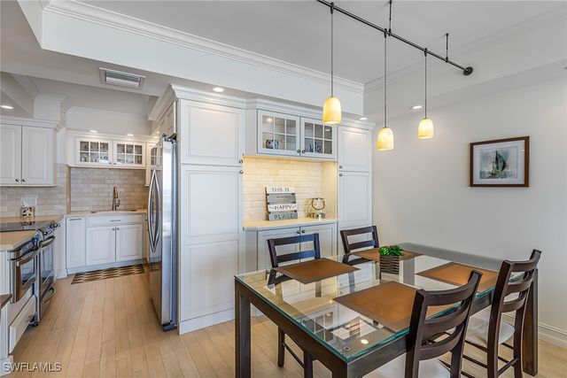 140 Seaview CT 1401-N, Marco Island, FL 34145