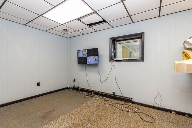 10 Jerry Street, Fitchburg, MA 01420