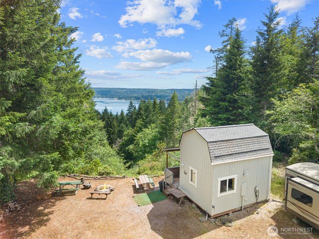 1090 NE Patton, Tahuya, WA 98588