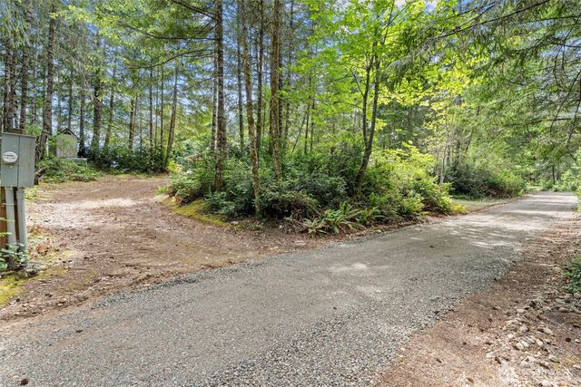 1090 NE Patton, Tahuya, WA 98588