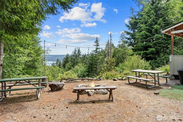 1090 NE Patton, Tahuya, WA 98588