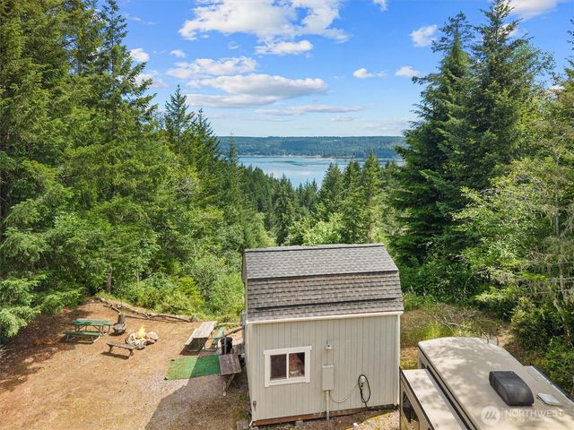 1090 NE Patton, Tahuya, WA 98588