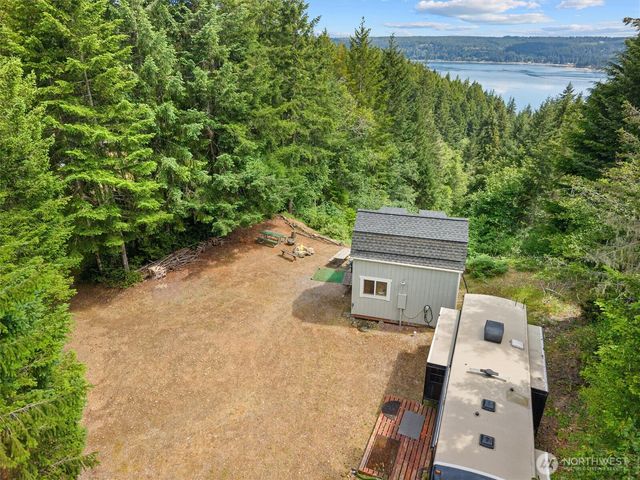 1090 NE Patton, Tahuya, WA 98588