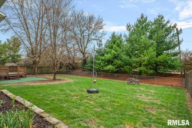 5 TAFT Drive, Rochester, IL 62563