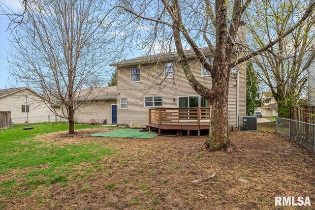 5 TAFT Drive, Rochester, IL 62563