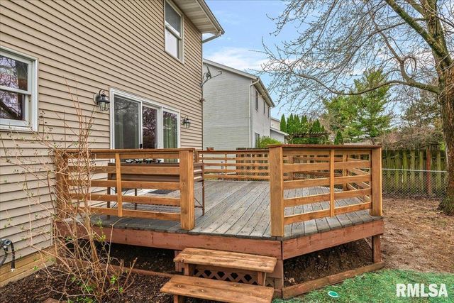 5 TAFT Drive, Rochester, IL 62563