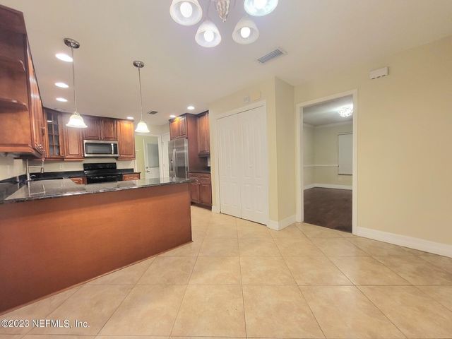 11640 WELLINGTON Way, Jacksonville, FL 32223