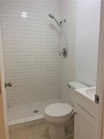 434 S 11th St, Aransas Pass, TX 78336