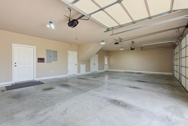 27 Winterberry Drive, Greenbrier, AR 72058