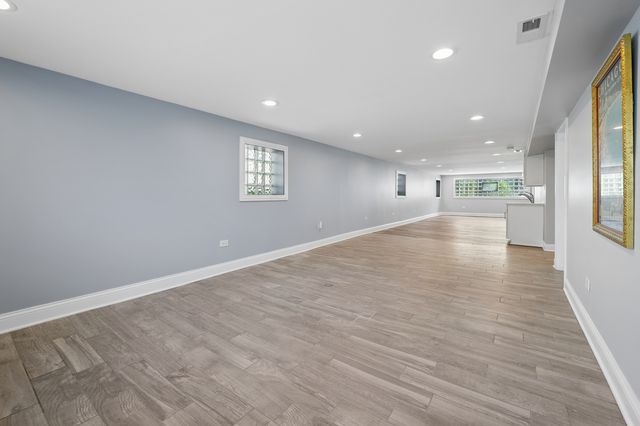 1914 East Avenue, Berwyn, IL 60402