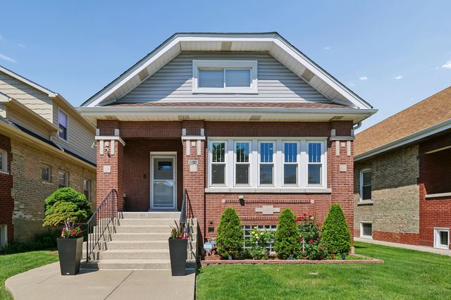 1914 East Avenue, Berwyn, IL 60402