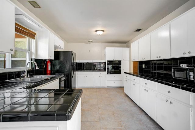 7000 CANE HILLS CIRCLE, Orlando, FL 32819