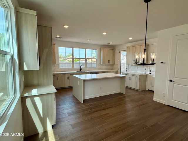 2345 E STEPHENS Court, Gilbert, AZ 85296