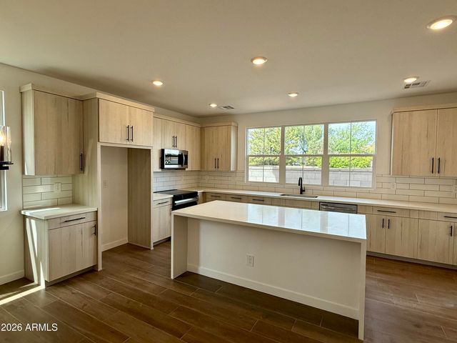 2345 E STEPHENS Court, Gilbert, AZ 85296