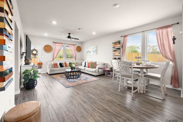 3439 Inwood Ct, Zachary, LA 70791