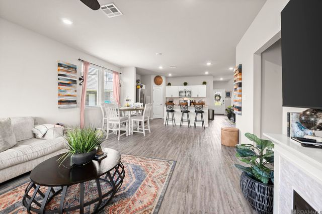 3439 Inwood Ct, Zachary, LA 70791