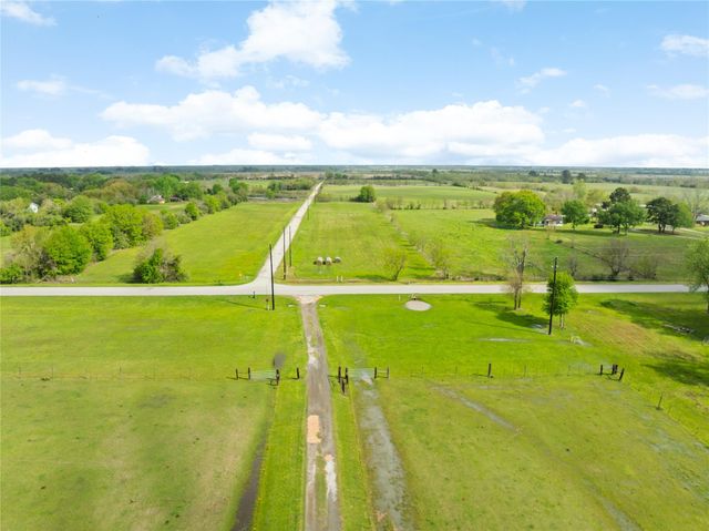 34611 Owens Road, Hempstead, TX 77445