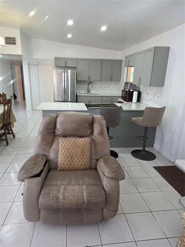 3312 SW 15th Street, Fort Lauderdale, FL 33312