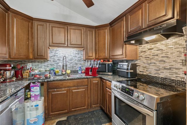 2305 Hyde Road, Grove City, OH 43123