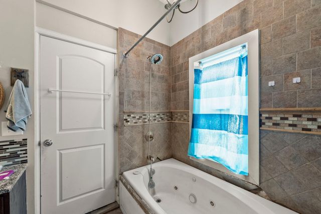 2305 Hyde Road, Grove City, OH 43123