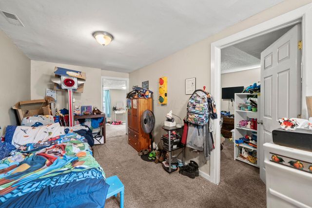 2305 Hyde Road, Grove City, OH 43123