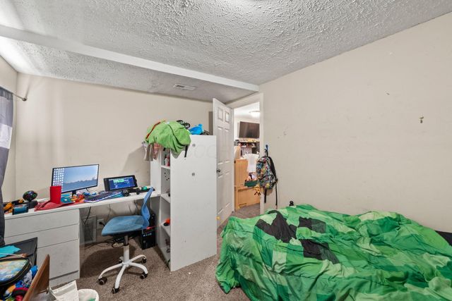 2305 Hyde Road, Grove City, OH 43123