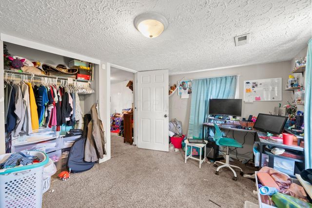 2305 Hyde Road, Grove City, OH 43123