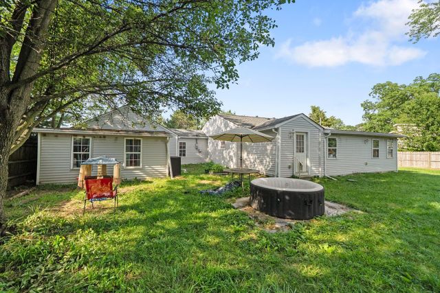 2305 Hyde Road, Grove City, OH 43123