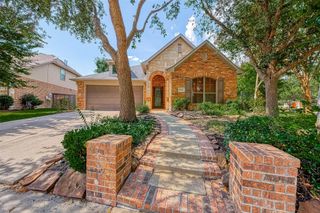 18302 N Elizabeth Shore Loop, Cypress, TX 77433