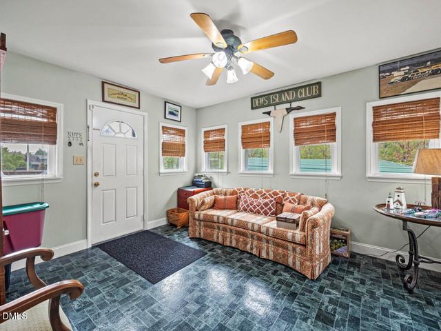 785 Glennie Irvin Road, Semora, NC 27343