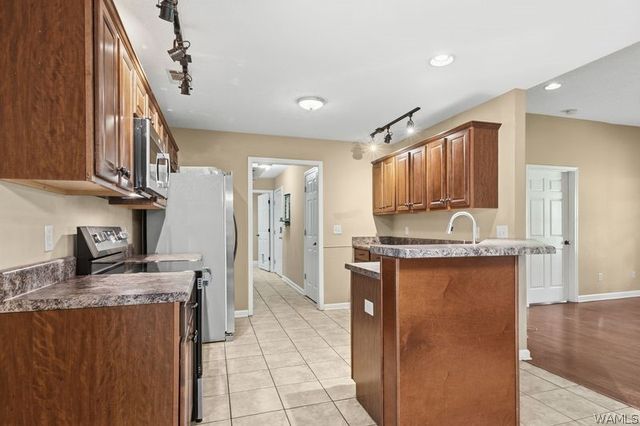 1929 Idlewood, Tuscaloosa, AL 35405