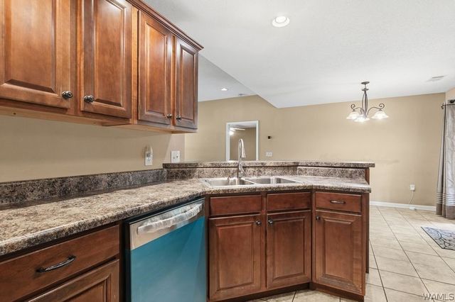1929 Idlewood, Tuscaloosa, AL 35405