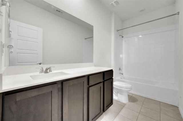 484 Declaration Way, Fate, TX 75189