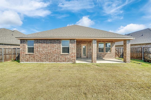 484 Declaration Way, Fate, TX 75189