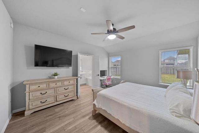 19326 Tobiano Park Drive, Tomball, TX 77377