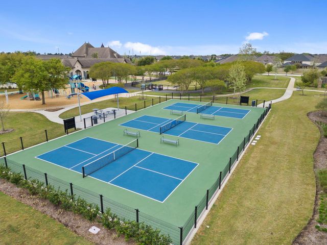 19326 Tobiano Park Drive, Tomball, TX 77377