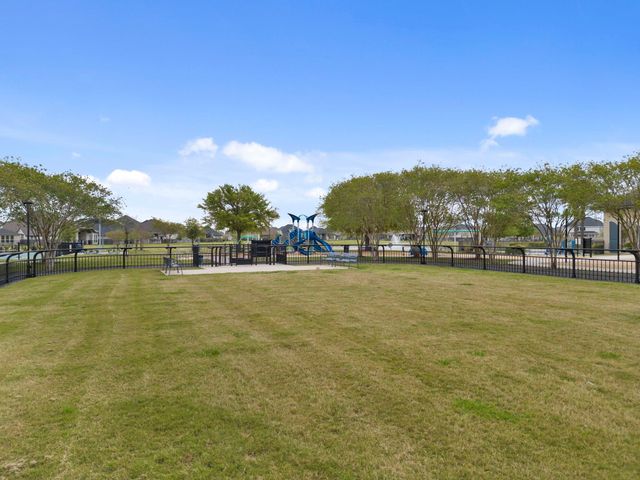 19326 Tobiano Park Drive, Tomball, TX 77377