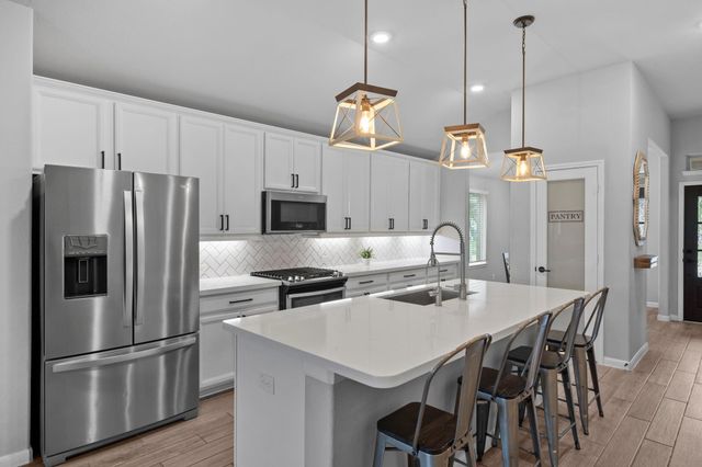 19326 Tobiano Park Drive, Tomball, TX 77377