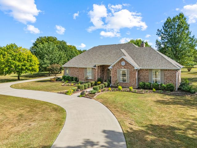 1 Bluebonnet Trail, Greenville, TX 75402
