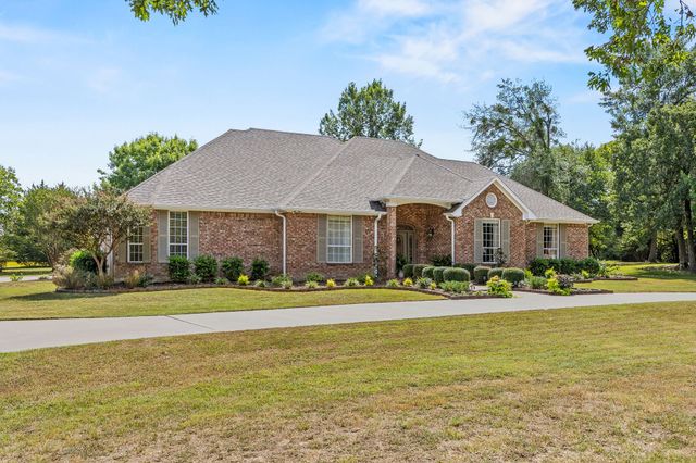 1 Bluebonnet Trail, Greenville, TX 75402