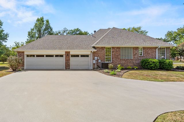 1 Bluebonnet Trail, Greenville, TX 75402