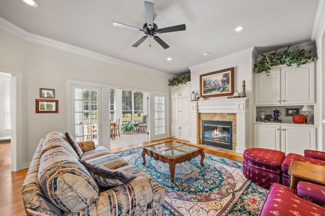 1 Bluebonnet Trail, Greenville, TX 75402