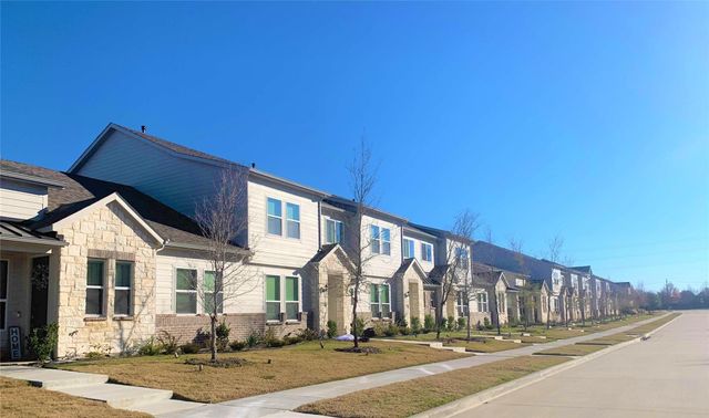 1325 Creekbank Drive, Mckinney, TX 75071