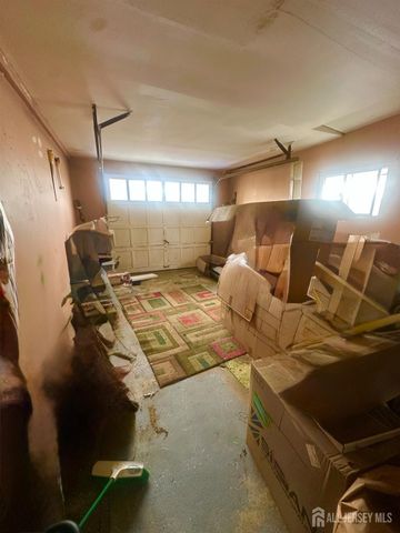 39 Prospect Avenue, Edison, NJ 08817