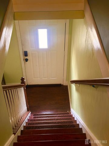 39 Prospect Avenue, Edison, NJ 08817