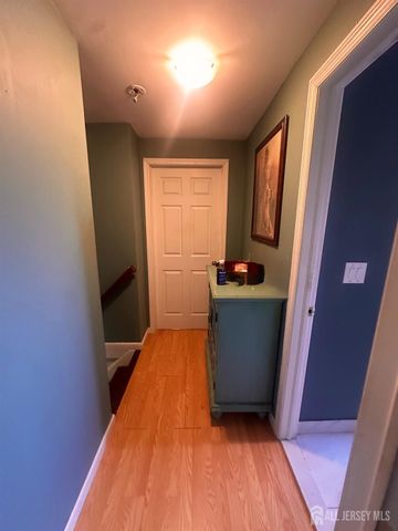 39 Prospect Avenue, Edison, NJ 08817