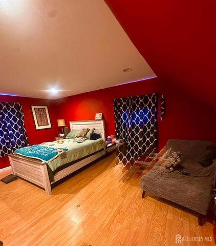 39 Prospect Avenue, Edison, NJ 08817