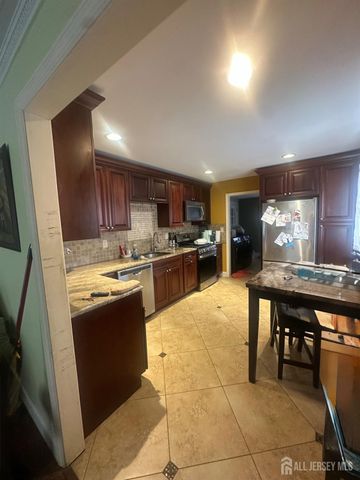 39 Prospect Avenue, Edison, NJ 08817