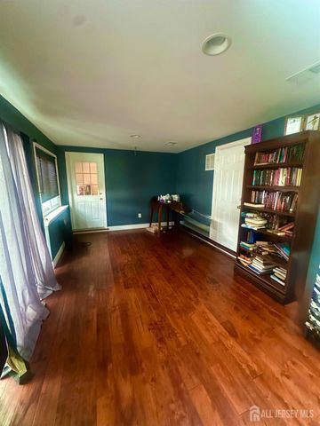 39 Prospect Avenue, Edison, NJ 08817